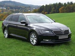 Schwarz Gebraucht 2016 Skoda Superb Style Kombi | 16.400 € (Fairer Preis)