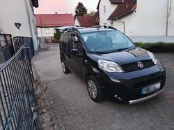 Schwarz Gebraucht 2010 Fiat Qubo Trekking Van / Kleinbus | 5.200 € (Fairer Preis)