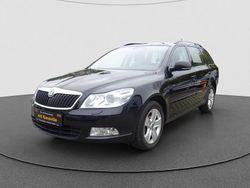 Schwarz Gebraucht 2012 Skoda Octavia Elegance Kombi | 8.999 € (Fairer Preis)