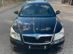 Schwarz Gebraucht 2011 Skoda Octavia RS Kombi | 6.990 € (Guter Preis)