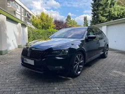 Schwarz Gebraucht 2018 Skoda Superb SportLine Kombi | 20.500 € (Fairer Preis)