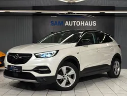 Weiß Gebraucht 2018 Opel Grandland X Innovation SUV | 12.950 € (Fairer Preis)