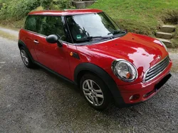 Rot Gebraucht 2009 Mini ONE Kleinwagen | 4.200 € (Fairer Preis)