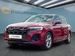 Rot Gebraucht 2024 Audi Q7 SUV | 62.299 € (Guter Preis)