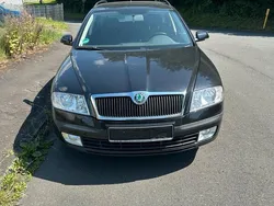Schwarz Gebraucht 2009 Skoda Octavia Kombi | 3.249 € (Guter Preis)