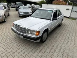 Weiß Gebraucht 1991 Mercedes 190 Limousine | 7.900 €