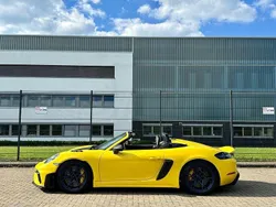 Gelb Gebraucht 2024 Porsche 718 Boxster Cabrio | 162.718 €