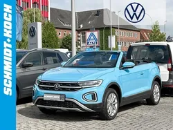Teal blue Gebraucht 2024 VW T-Roc Style SUV | 35.990 € (Teuer)