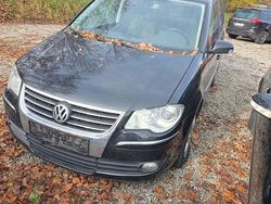 Schwarz Gebraucht 2009 VW Touran Highline Van / Kleinbus | 2.499 € (Guter Preis)