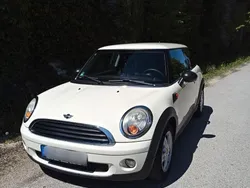 Weiß Gebraucht 2009 Mini ONE Kleinwagen | 2.600 € (Guter Preis)