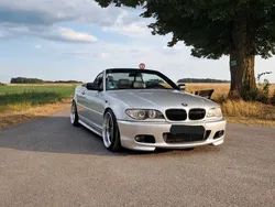Silber Gebraucht 2004 BMW 320 Cabriolet M Sport Cabrio | 10.000 € (Teuer)