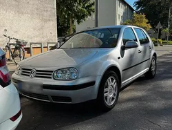 Silber Gebraucht 2003 VW Golf IV Limousine | 2.199 € (Etwas zu teuer)