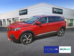 Rot Gebraucht 2020 Peugeot 5008 Allure Van / Kleinbus | 20.430 € (Guter Preis)