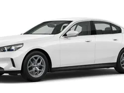 Alpinweiß uni Neu 2025 BMW 520 Sport Line Limousine | 48.750 € (Superpreis)