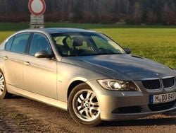 Grau Gebraucht 2005 BMW 325 Limousine | 6.299 € (Guter Preis)