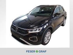 Deep black perleffekt Gebraucht 2024 VW T-Roc Life SUV | 23.880 € (Fairer Preis)