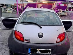 Grau Gebraucht 2006 Ford Ka Kleinwagen | 2.000 €