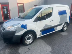 Weiß Gebraucht 2018 Peugeot Partner Premium Van / Kleinbus | 7.900 € (Superpreis)