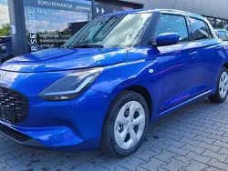 Rot Neu 2025 Suzuki Swift Comfort+ Limousine | 17.990 €