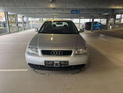 Silber Gebraucht 2000 Audi A3 Ambition Limousine | 2.499 € (Fairer Preis)