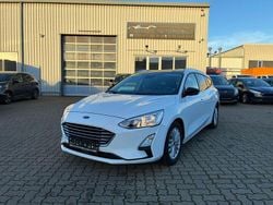 Weiß Gebraucht 2020 Ford Focus Titanium Limousine | 11.900 € (Fairer Preis)