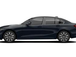 Grau Gebraucht 2025 BMW 330 Comfort Edition Limousine | 61.550 €