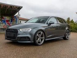 Grau Gebraucht 2016 Audi S3 Sport Limousine | 22.000 € (Guter Preis)