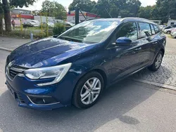 Blau Gebraucht 2019 Renault Mégane IV Business Limousine | 12.500 € (Superpreis)