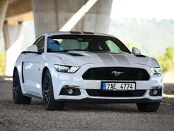 Weiß Gebraucht 2018 Ford Mustang | 37.000 € (Superpreis)