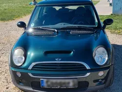 Grün Gebraucht 2002 Mini Cooper S Kleinwagen | 3.499 € (Guter Preis)