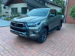 Grün Gebraucht 2023 Toyota HiLux Abholung | 49.980 € (Fairer Preis)