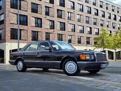Schwarz Gebraucht 1990 Mercedes S300 Limousine | 23.750 €
