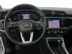 Weiß Gebraucht 2021 Audi Q3 SUV | 24.949 € (Guter Preis)