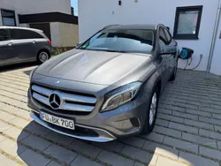 Grau Gebraucht 2014 Mercedes GLA220 Urban SUV | 14.700 € (Guter Preis)