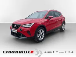 Rot Gebraucht 2023 Seat Arona FR SUV | 20.790 € (Fairer Preis)