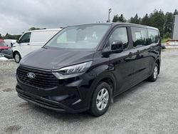 Schwarz, obsidianschwarz metallic (pn4gm0) Neu 2025 Ford Tourneo Trend Van / Kleinbus | 43.979 € (Fairer Preis)