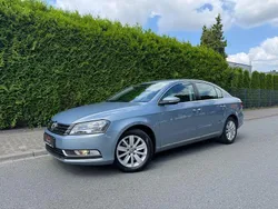 Grau Gebraucht 2013 VW Passat Limousine | 7.350 € (Guter Preis)