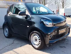 Schwarz Gebraucht 2022 Smart ForTwo Electric Drive Coupé | 9.200 € (Guter Preis)