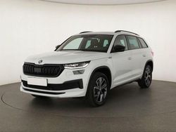 Weiss Gebraucht 2023 Skoda Kodiaq SportLine SUV | 38.740 € (Guter Preis)