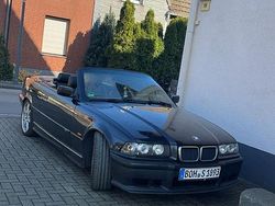 Schwarz Gebraucht 1995 BMW 328 Cabriolet Cabrio | 11.893 €