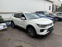 Weiß Gebraucht 2023 Ssangyong (KGM) Korando SUV | 20.990 €