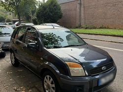 Blau Gebraucht 2005 Ford Fusion Kleinwagen | 1.800 €