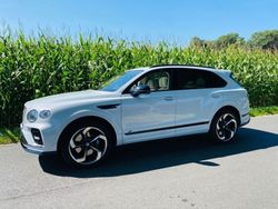 Weiß Gebraucht 2023 Bentley Bentayga SUV | 219.900 € (Fairer Preis)