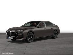 Grau Gebraucht 2024 BMW i7 Limousine | 126.810 €