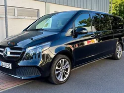 Schwarz Gebraucht 2022 Mercedes V220 Edition Van / Kleinbus | 45.800 € (Fairer Preis)