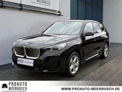 Black sapphire Gebraucht 2023 BMW iX1 M Sport SUV | 41.300 € (Superpreis)