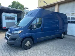 Blau Gebraucht 2018 Peugeot Boxer Van | 14.990 € (Guter Preis)