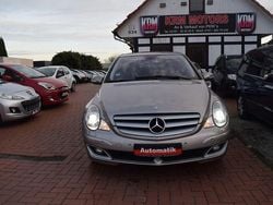 Grau Gebraucht 2006 Mercedes R320 Van / Kleinbus | 7.490 € (Fairer Preis)