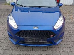 Blau Gebraucht 2015 Ford Fiesta ST Kleinwagen | 12.222 € (Teuer)