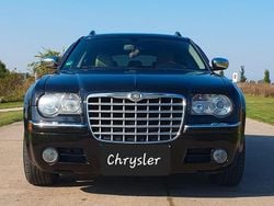 Schwarz Gebraucht 2005 Chrysler 300C Touring Kombi | 12.950 € (Teuer)
